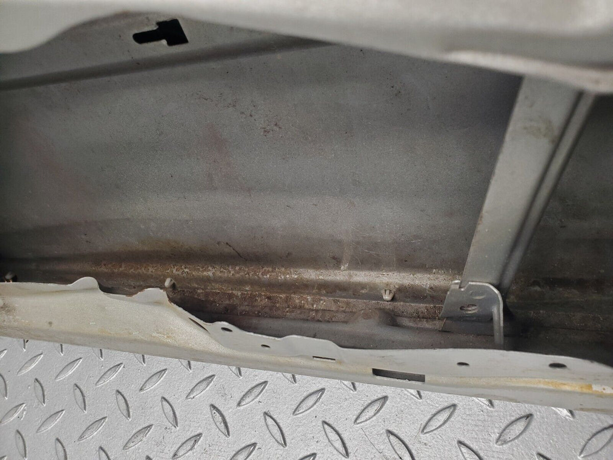 46121 Mercedes-Benz W124 Front Right Door