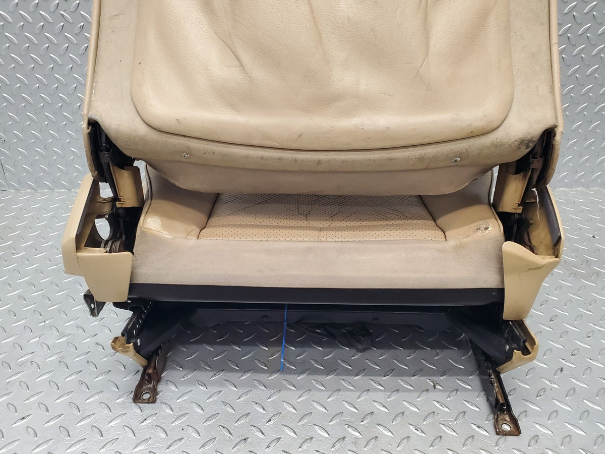 49428 Mercedes-Benz A124 320E Cabriolet Front Right Seat Leather Beige