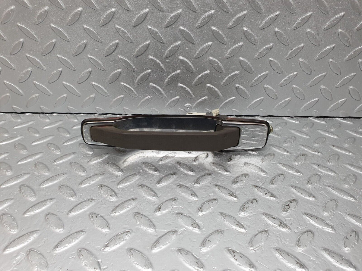 41082 Mercedes-Benz W126 300SE Rear Left Exterior Door Handle