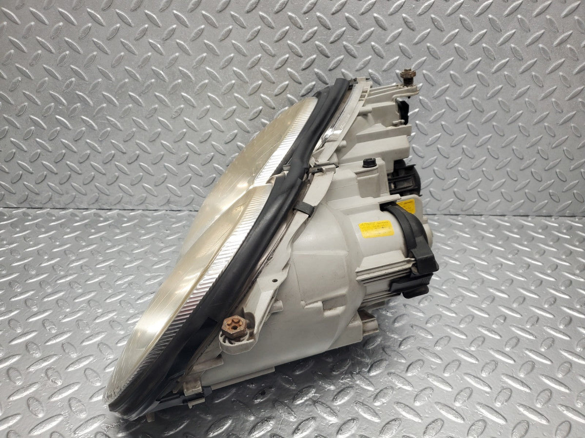 51211 Mercedes-Benz R230 Headlight Right Side Hella A2308207461 1305235461