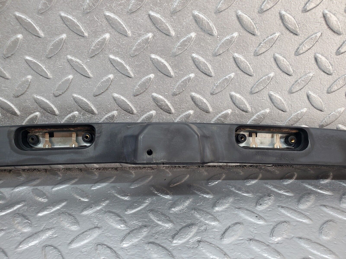 45706 Mercedes-Benz W126 420SE Boot Handle Trim Number Plate Light A1268202909