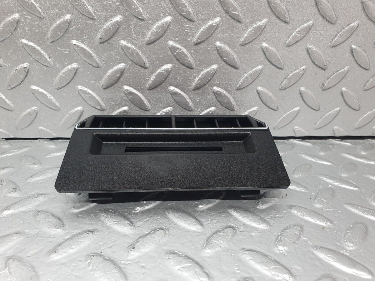 43679 Mercedes-Benz C126 380SEC Coupe Centre Console Air Vent A1268300013