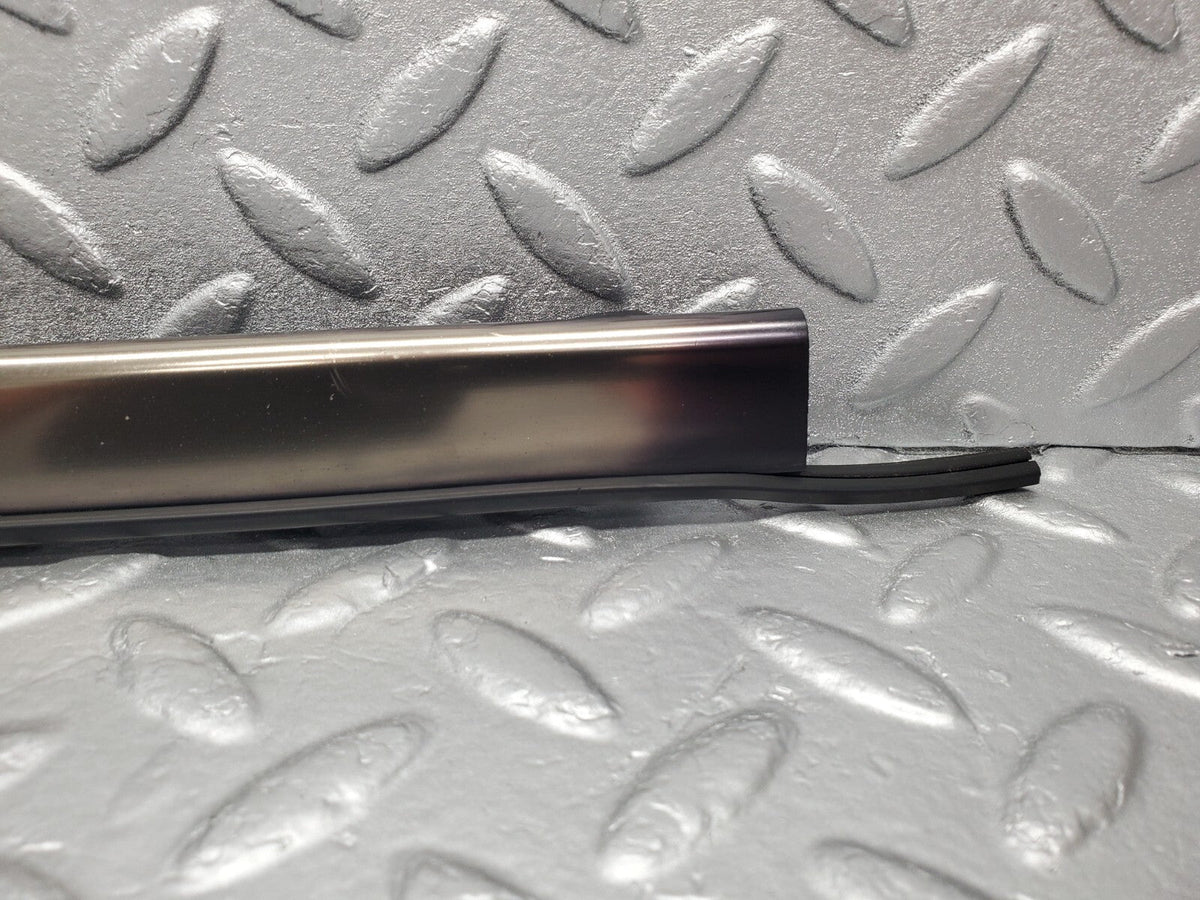 49059 Mercedes-Benz A124 320E Cabriolet A Pillar Exterior Moulding Trim Right