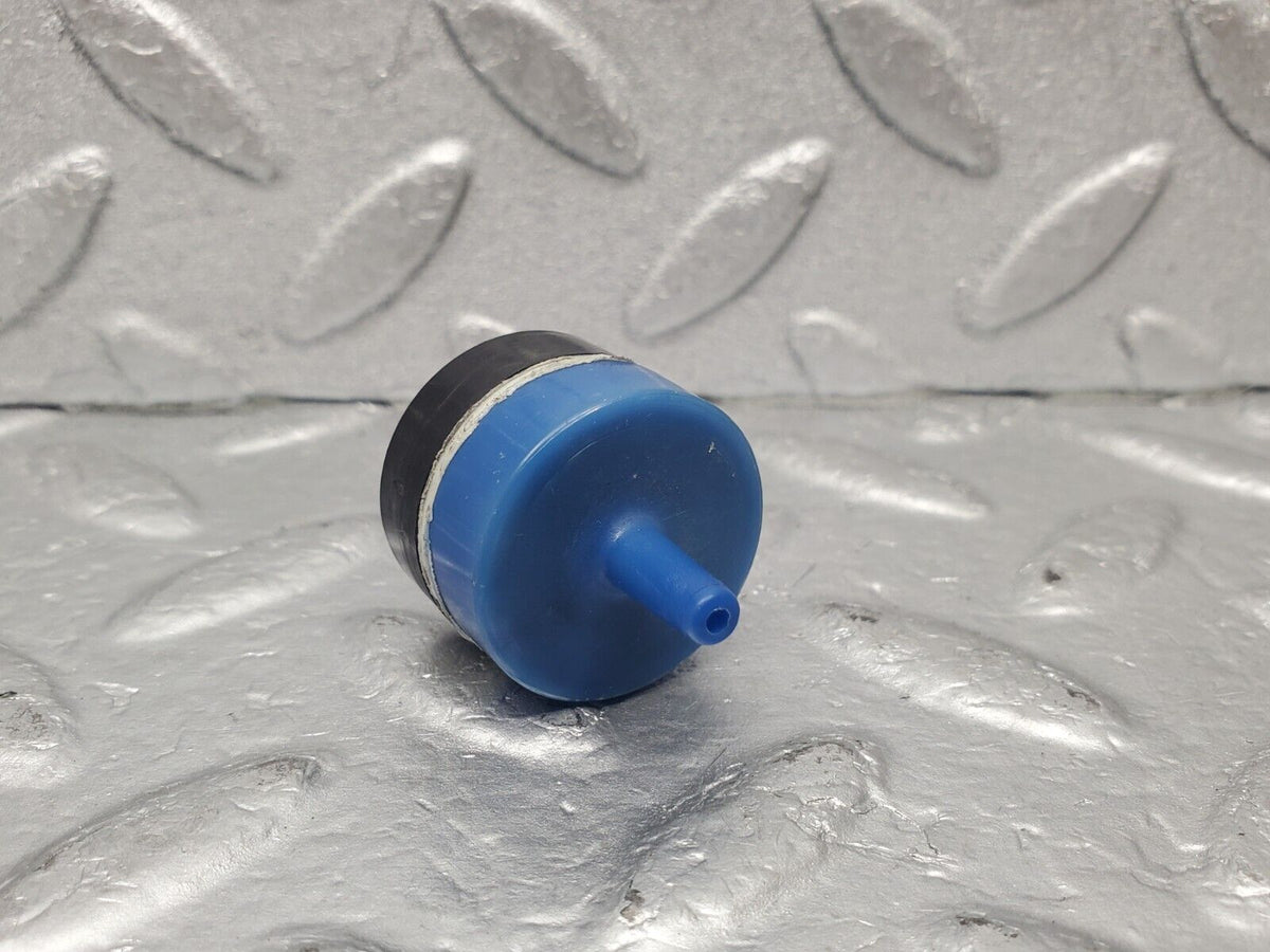 46218 Mercedes-Benz W124 280E Vacuum Check Valve A0011401760