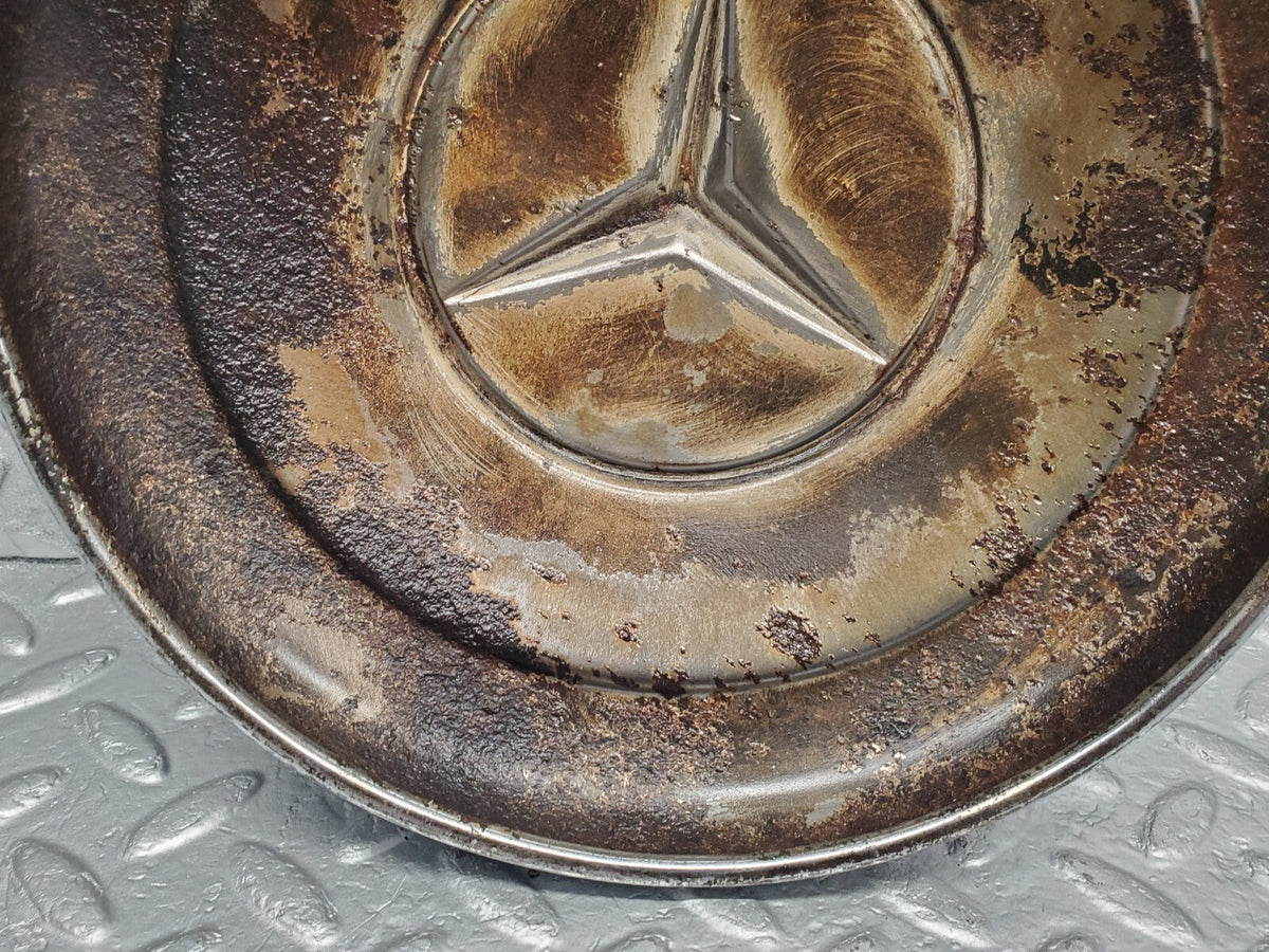 48387 Mercedes-Benz Chrome Wheel Hub Cap