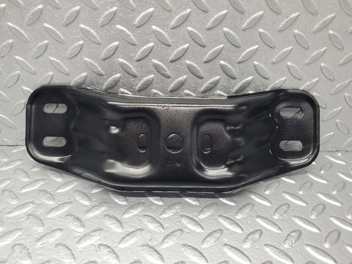 48973 Mercedes-Benz A124 320E Cabriolet Gearbox Mount Bracket