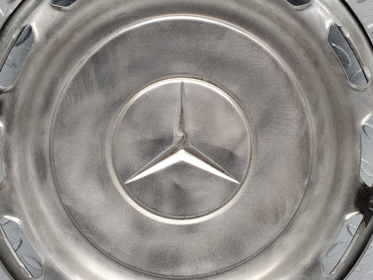 48366 Mercedes-Benz Wheel Trim Hub Cap 14"