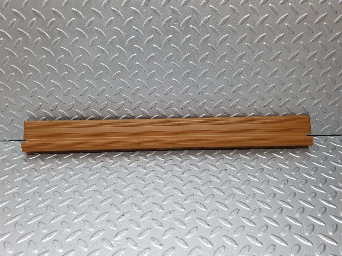 41418 Mercedes-Benz W124 200E Front Left Door Sill Trim Palomino