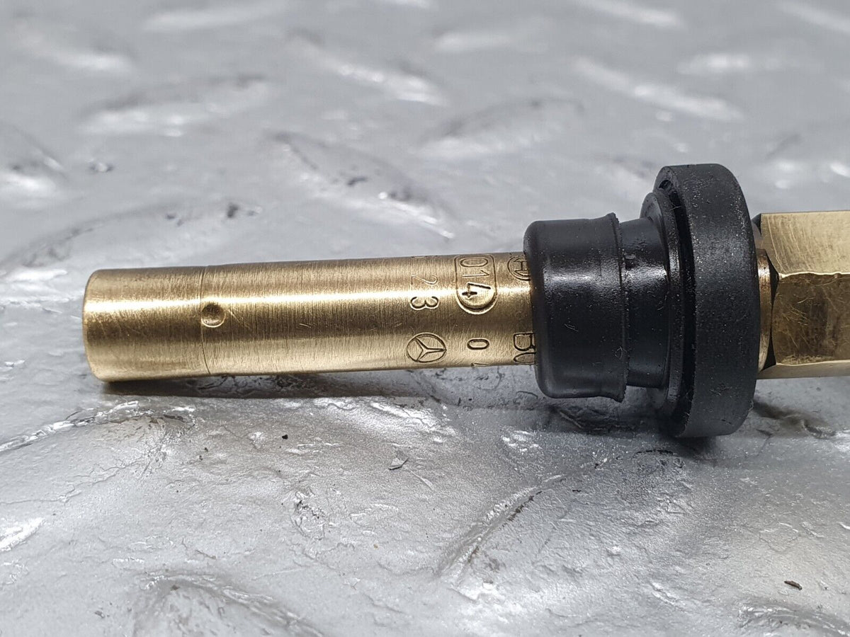 41037 Mercedes-Benz W126 300SE Fuel Injector Bosch A0000785623 0437502047