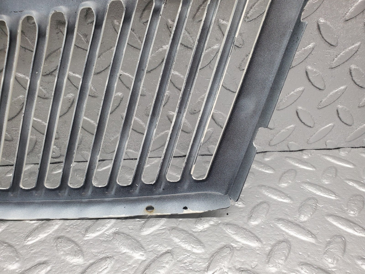 49722 Mercedes-Benz R107 380SL Air Vent Grill Right Side