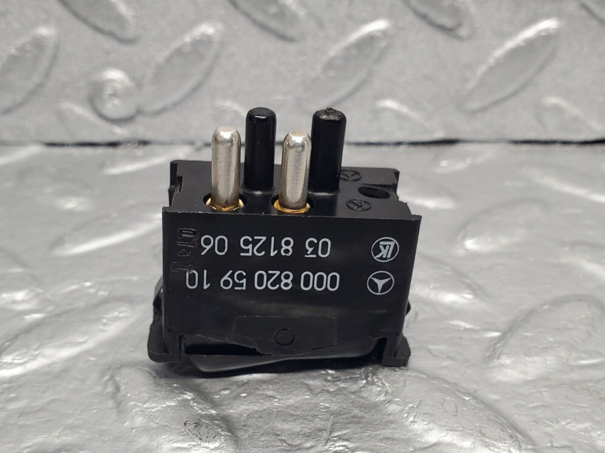 47497 Mercedes-Benz C126 500SEC Coupe Interior Light Switch A0008205910