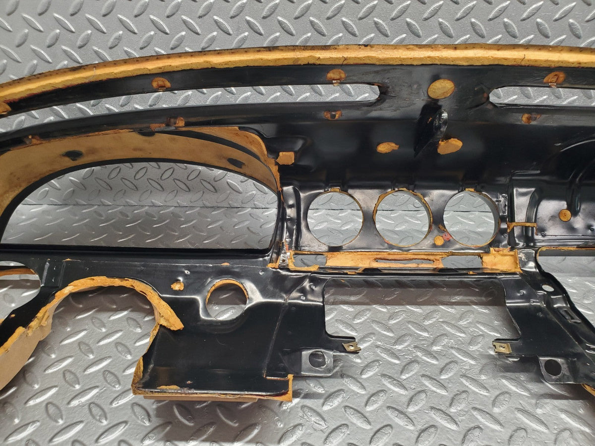 50004 Mercedes-Benz R107 380SL Dashboard