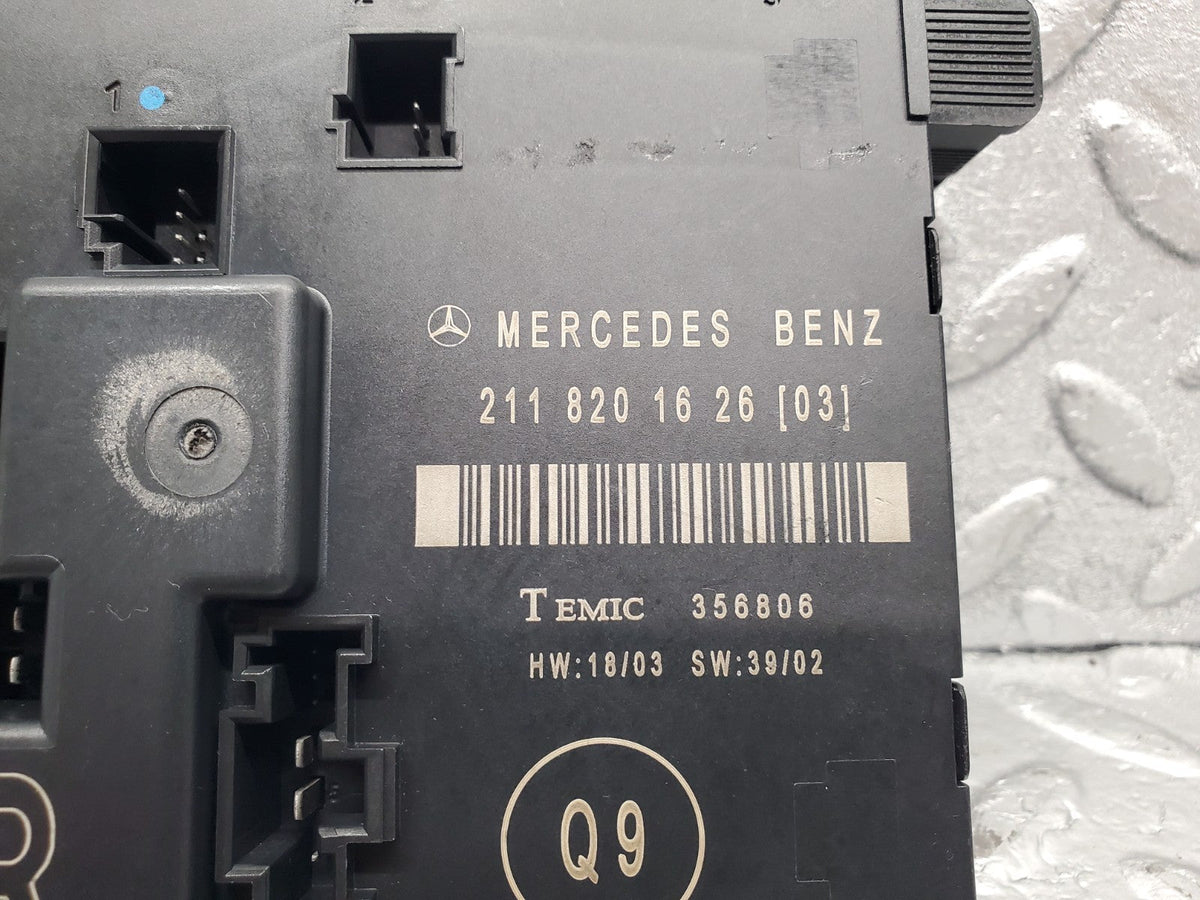 51288 Mercedes-Benz W210 Door Control Unit Rear Right A2118201626