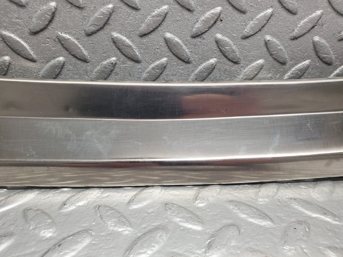 49795 Mercedes-Benz R107 380SL Windscreen Top Chrome Trim