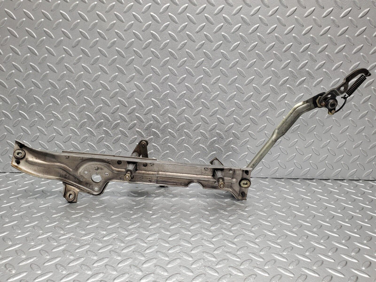 47459 Mercedes-Benz C126 500SEC Coupe Windscreen Wiper Mechanism Linkage A1268201942
