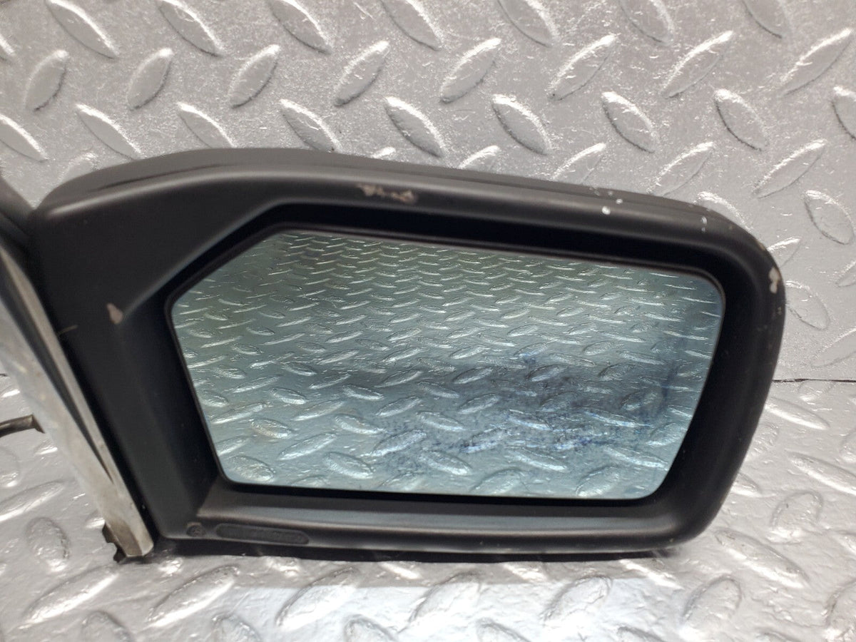 48642 Mercedes-Benz W123 Wing Mirror Right Side A1238110461 A1238110441