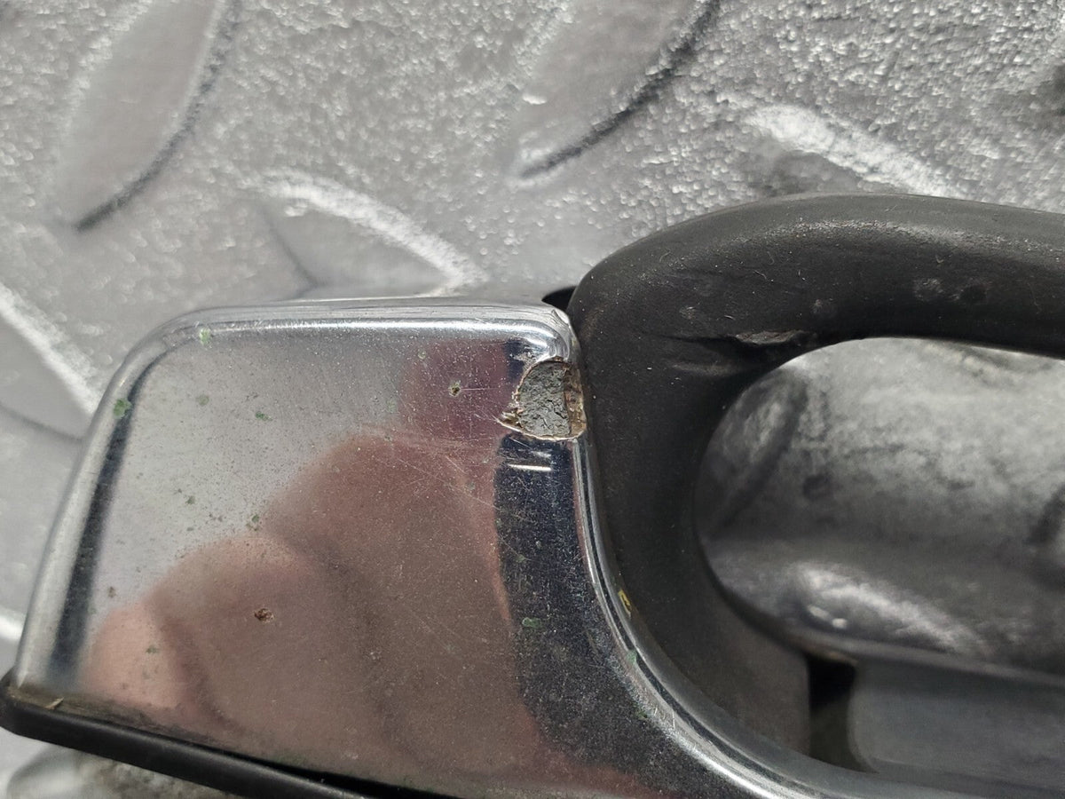 48603 Mercedes-Benz W123 Rear Left Exterior Door Handle A1237600359 A1237660005
