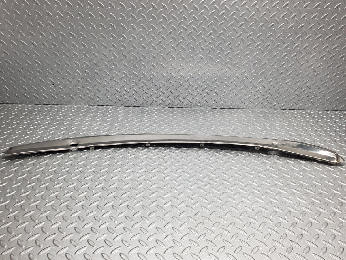 50146 Mercedes-Benz R107 SL Windscreen Top Chrome Trim
