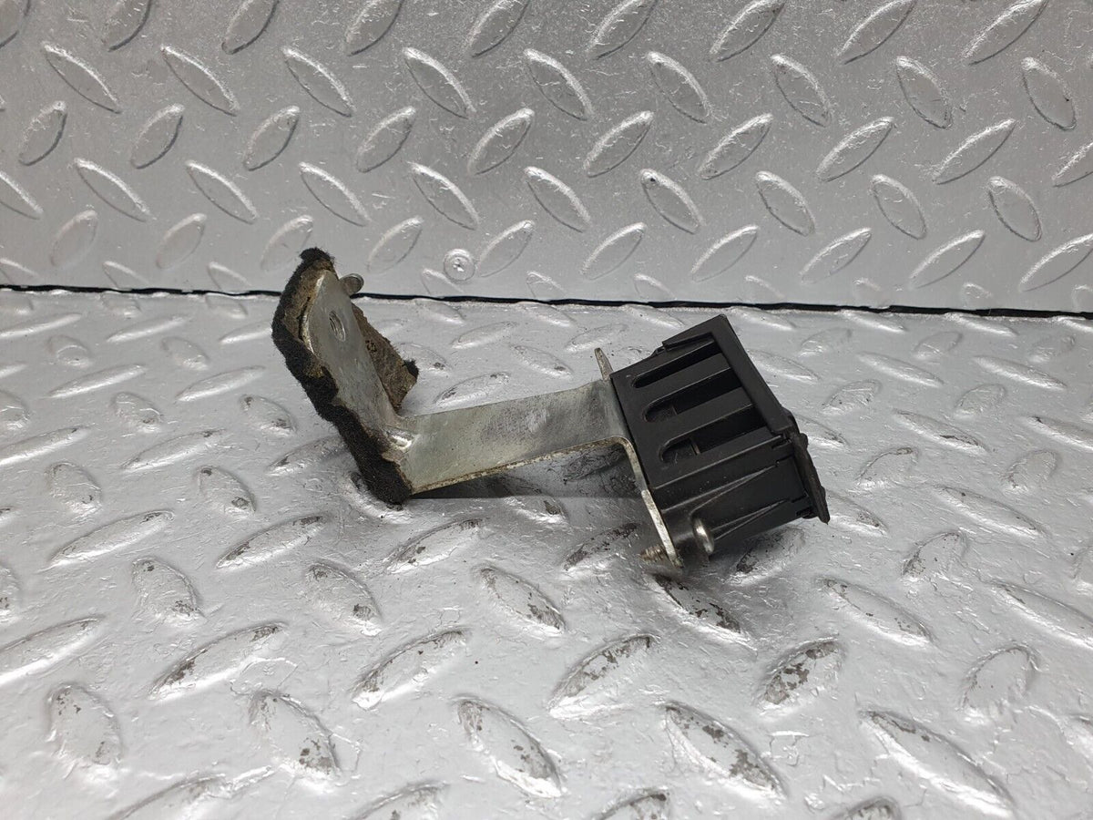 41108 Mercedes-Benz W126 300SE Cable Wire Connector A1235400369