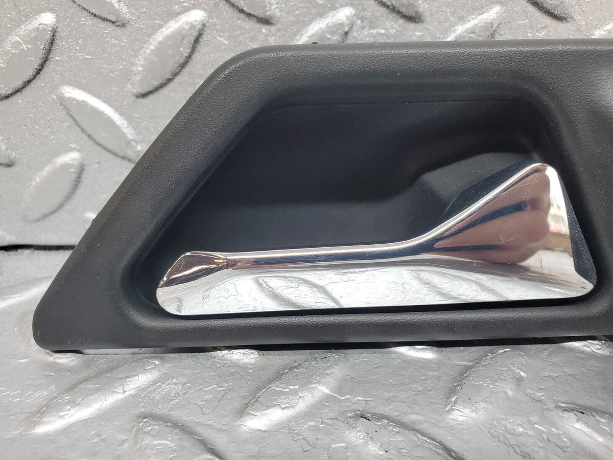 44742 Mercedes-Benz W124 220E Interior Door Handle Front Right A1247600261
