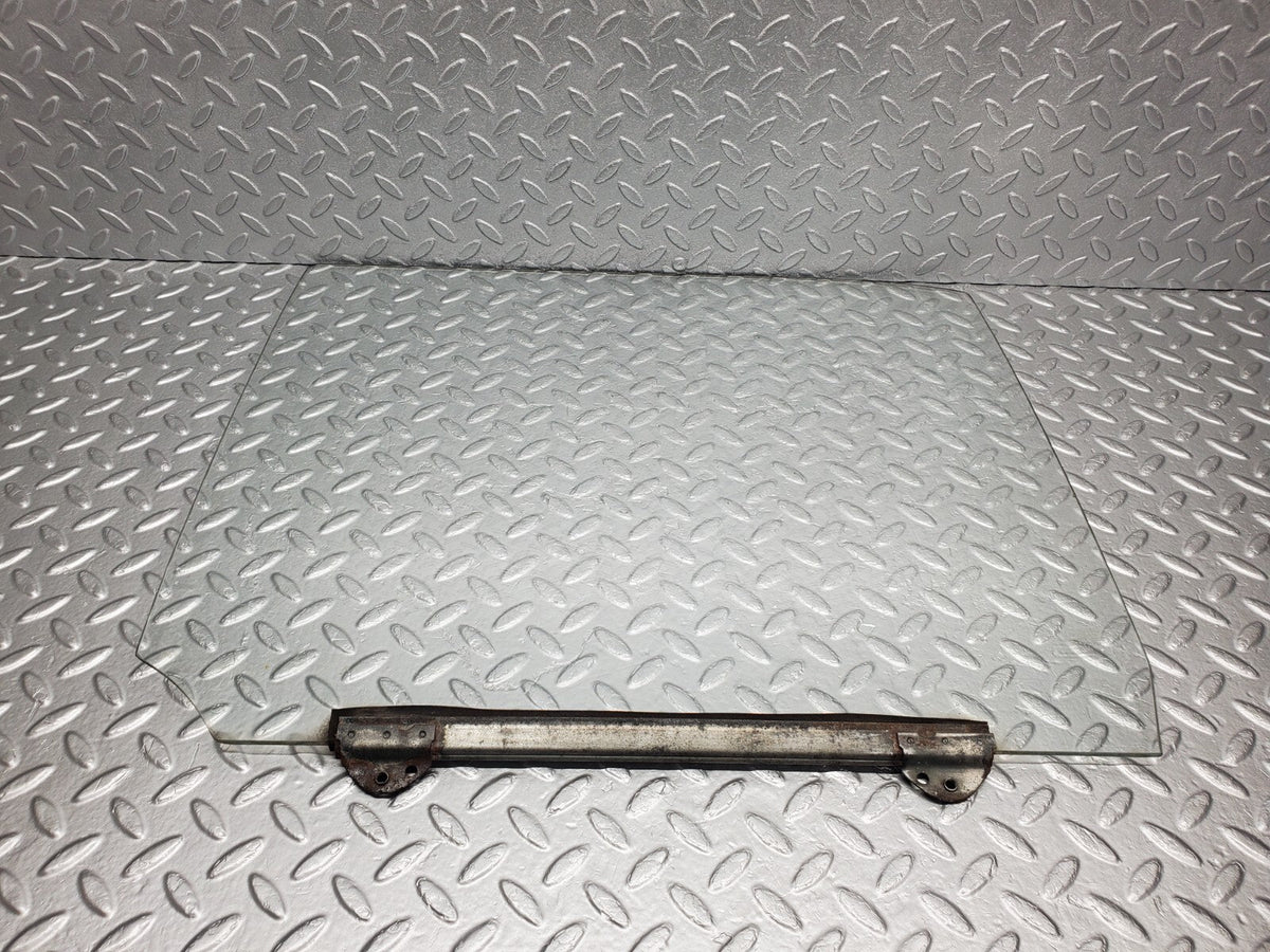 48491 Mercedes-Benz W108 Rear Left Door Window Glass