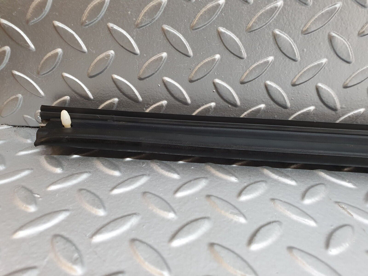 41710 Mercedes-Benz W124 200E Door Lower Sealing Rubber Trim Right