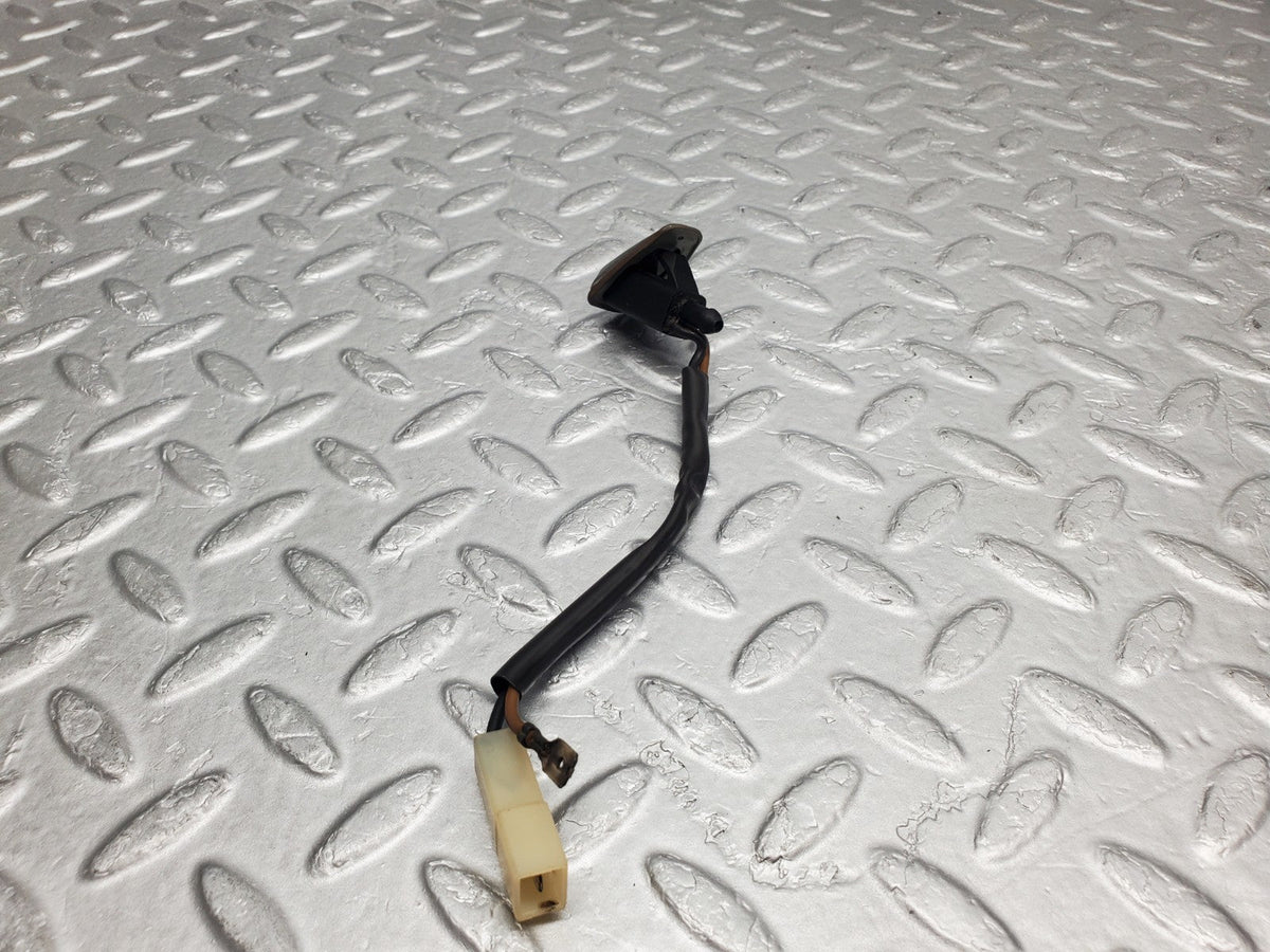 49622 Mercedes-Benz W126 C126 Windscreen Washer Nozzle