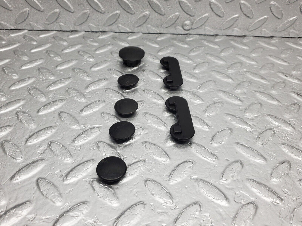 47626 Mercedes-Benz C126 500SEC Coupe Plastic Bolts Cover Set A1267250127