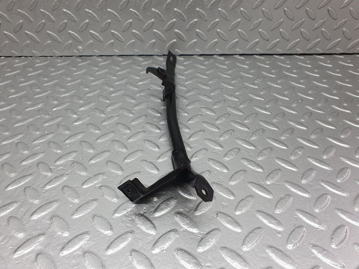 41507 Mercedes-Benz W124 200E Horn Bracket