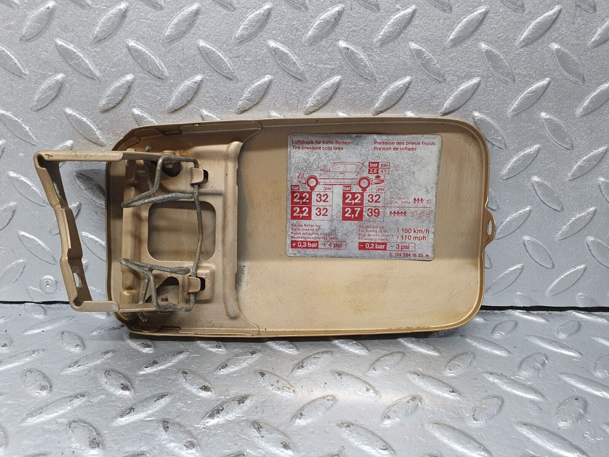 41473 Mercedes-Benz W124 200E Fuel Tank Flap Cap A1245841639