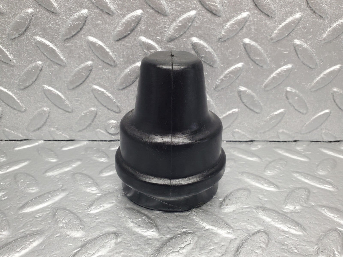 48590 Mercedes-Benz W123 Ignition Coil Protective Cap A0001581785