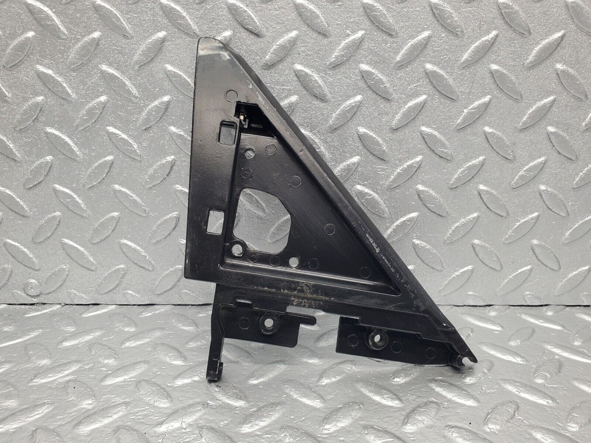 47468 Mercedes-Benz C126 500SEC Coupe Mirror Mounting Triangle Right A1267250241