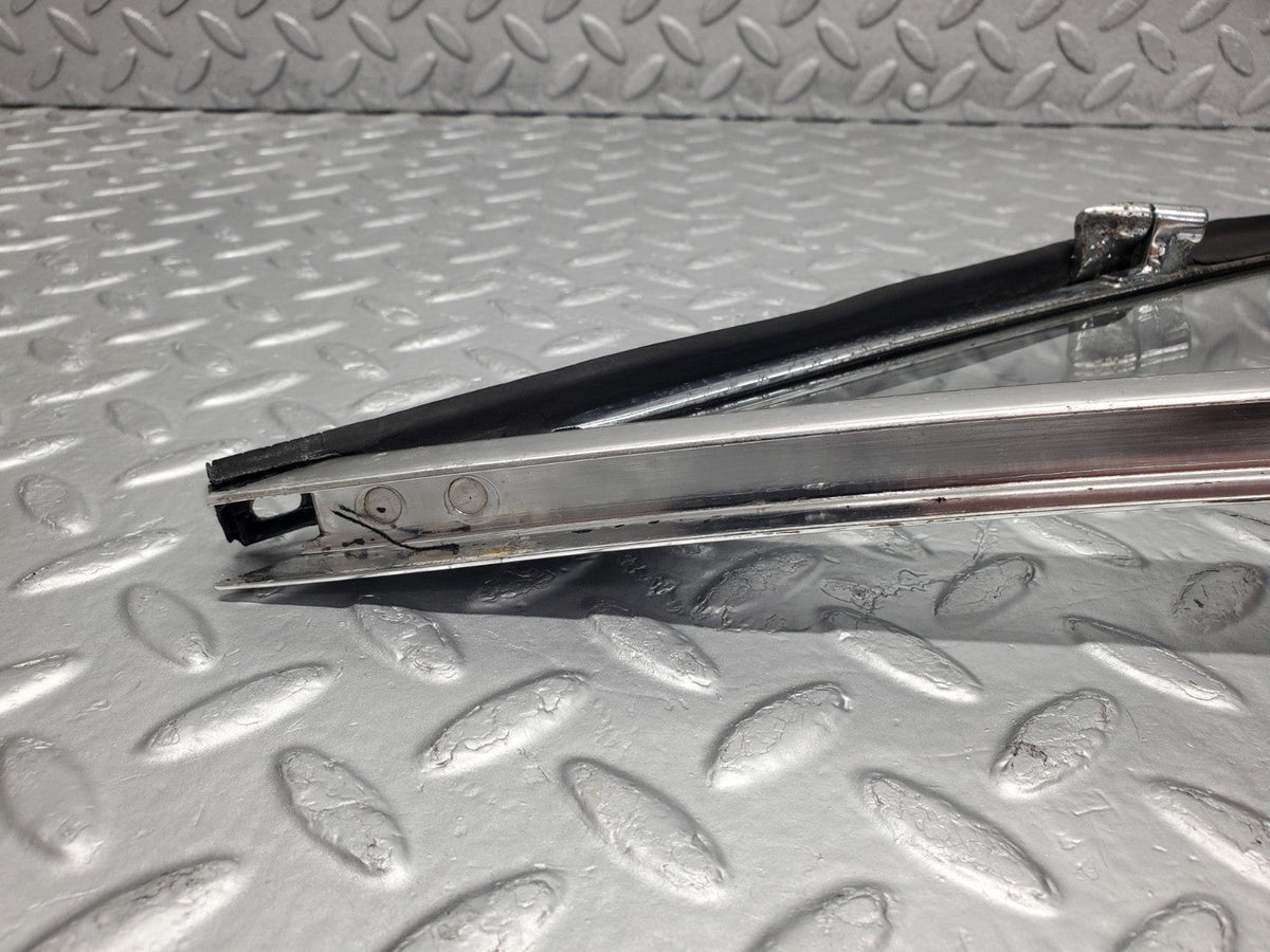 50664 Mercedes-Benz W108 280SE 3.5 Front Right Quarter Window