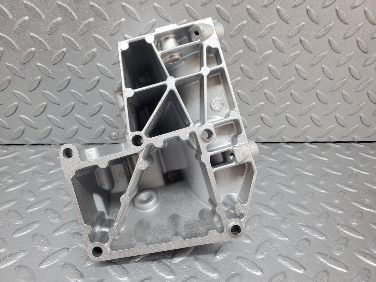 45081 Mercedes-Benz R129 300SL Coupe Power Steering Pump Bracket A1031310935