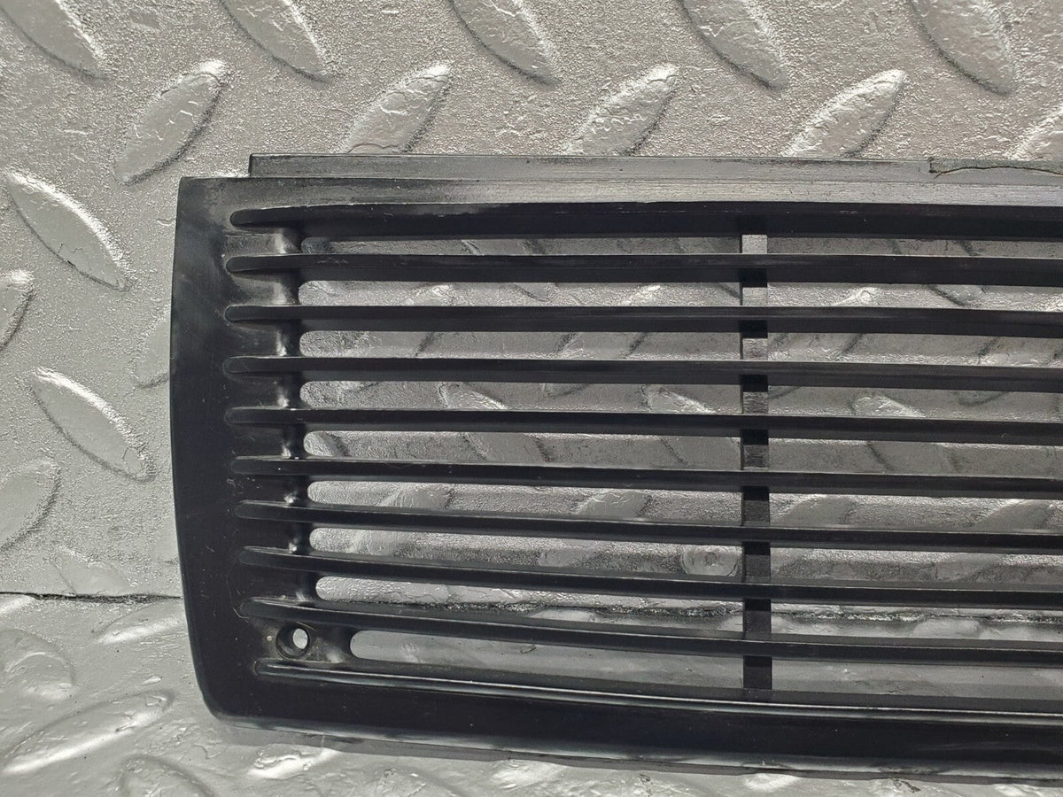 48410 Mercedes-Benz W108 Dashboard Centre Speaker Cover Grill