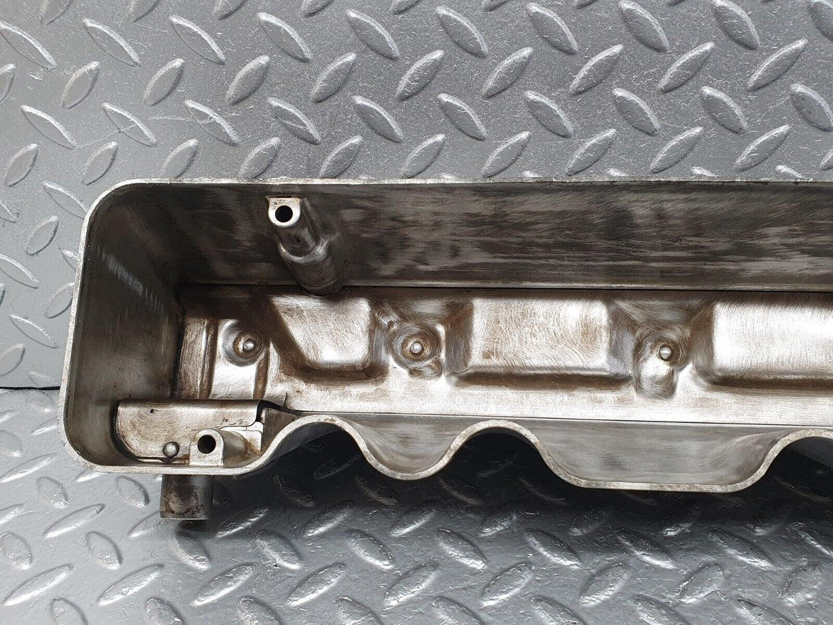 43734 Mercedes-Benz C126 380SEC Coupe Cylinder Head Cover Right A1170160105