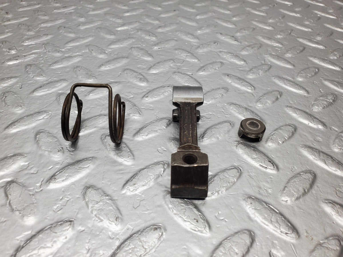 48868 Mercedes-Benz W108 Valve Rocker Arm With Retaining Spring & Tappet