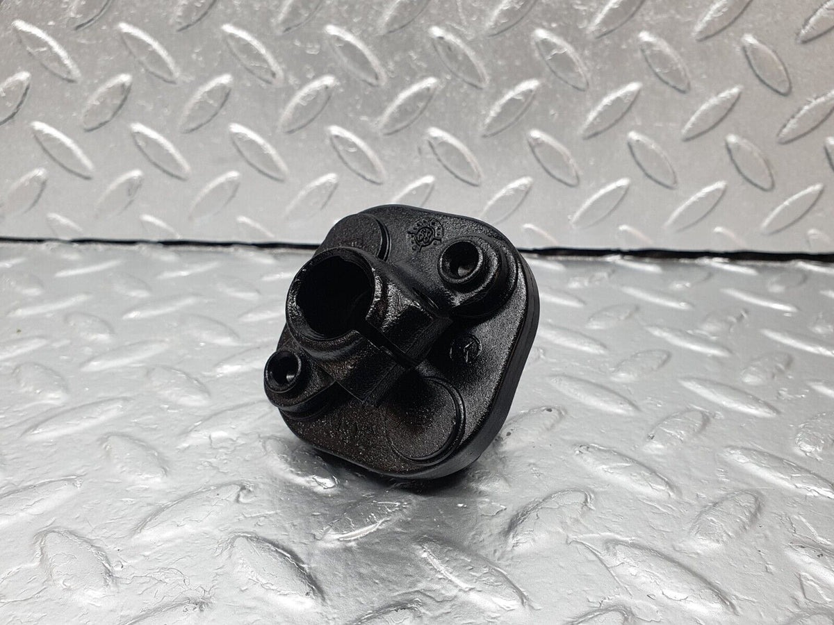 42825 Mercedes-Benz W201 190 2.0L Steering Column Lower Shaft Connector A1264620146