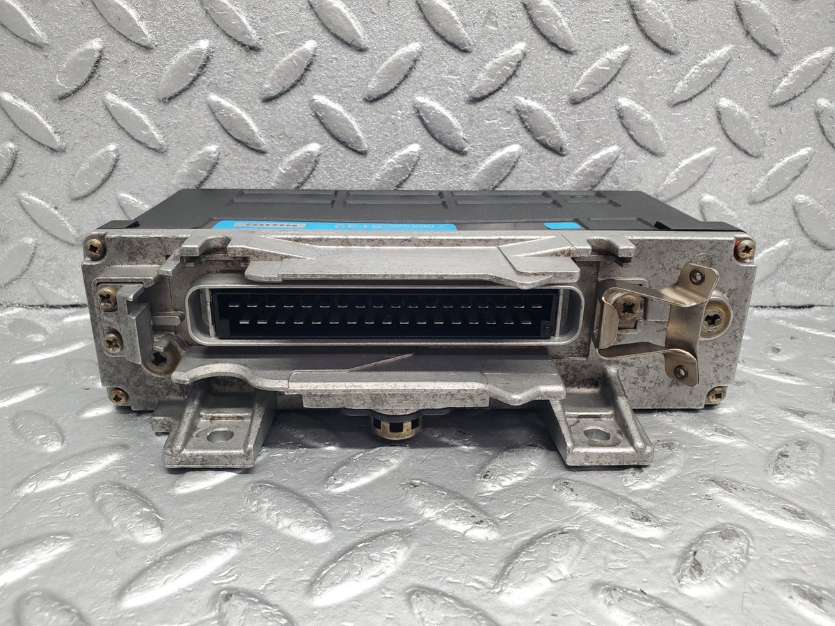 51324 Mercedes-Benz W124 ABS Control Unit Bosch A0055455132 0265101020