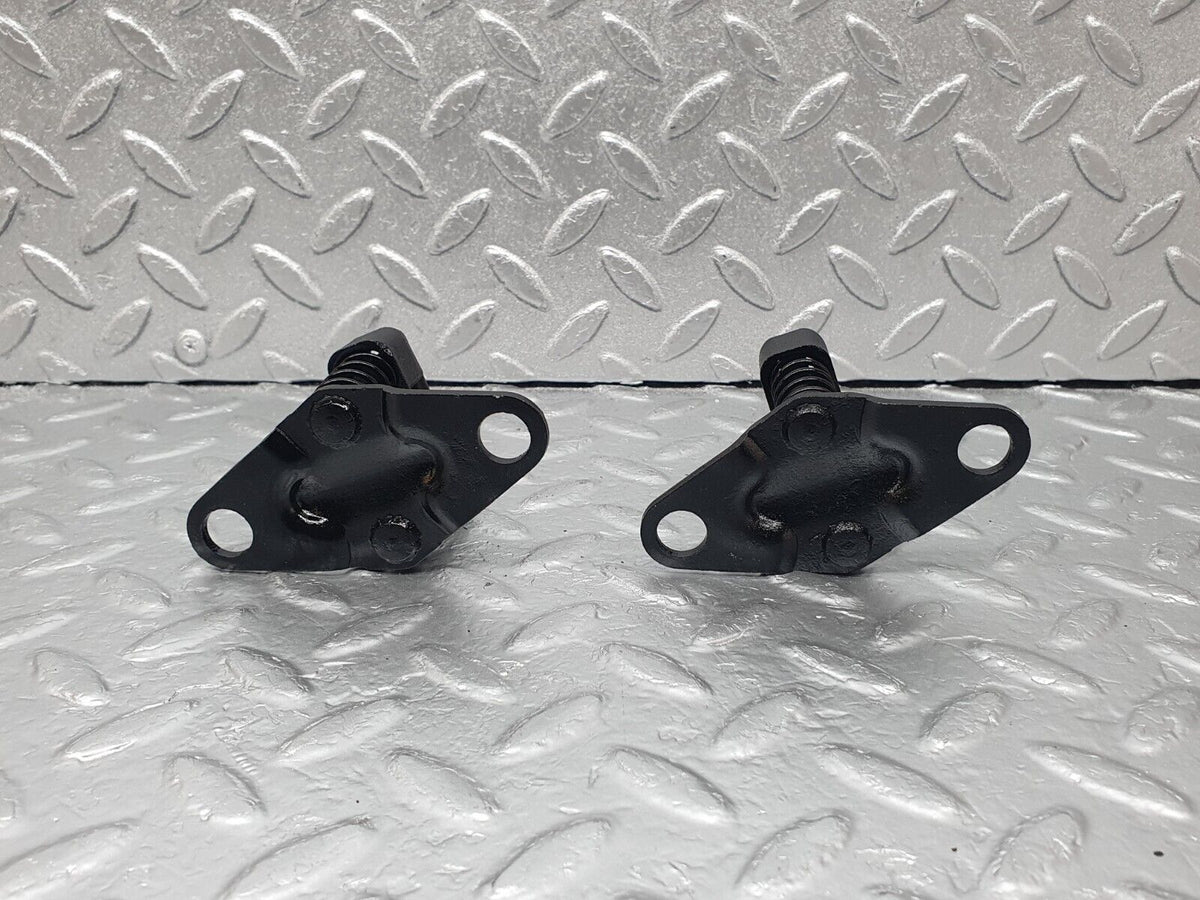 43565 Mercedes-Benz C126 380SEC Coupe Bonnet Lock Catch Pair A1268800060