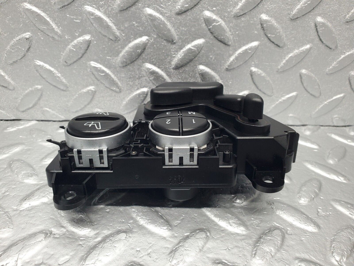 47664 Mercedes-Benz R230 350SL Coupe Electric Seat Switch Control Unit Left A2308210951