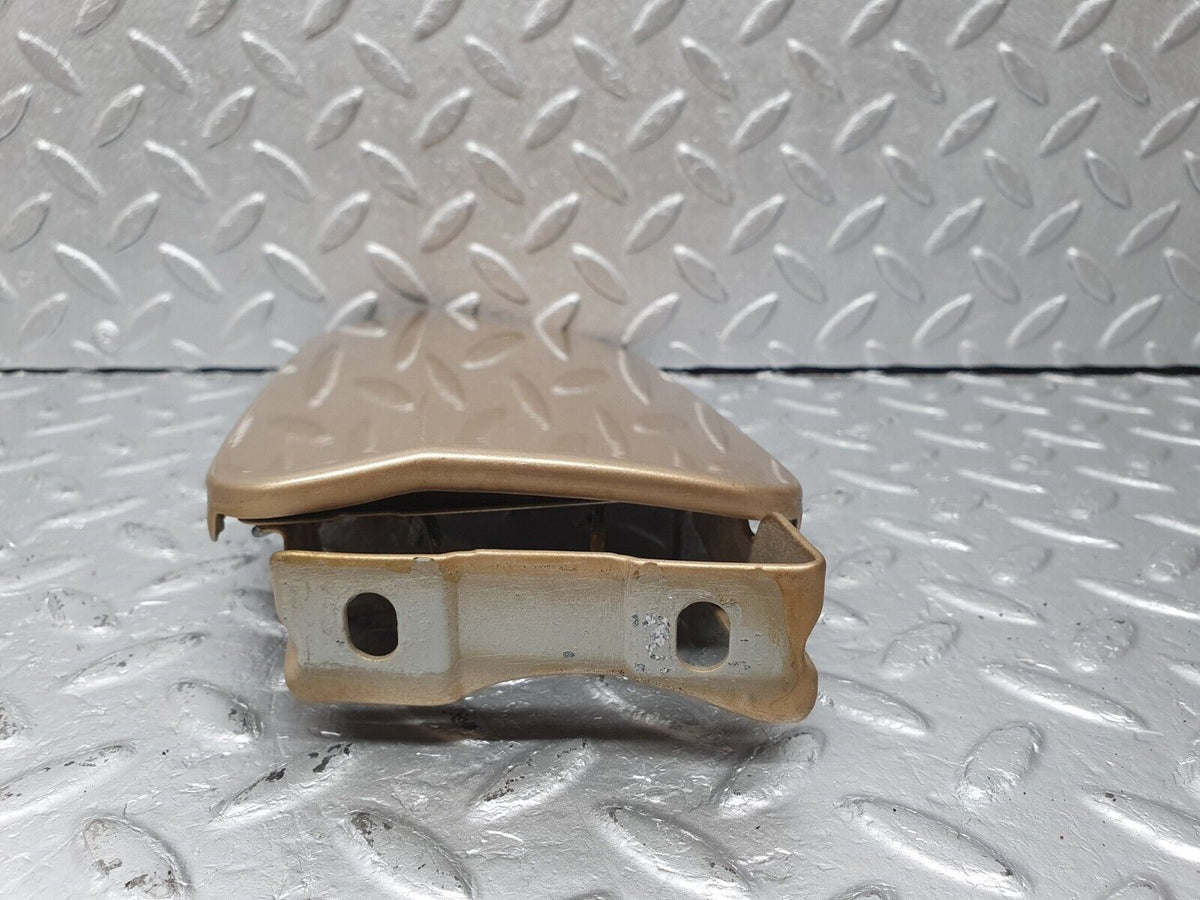 41473 Mercedes-Benz W124 200E Fuel Tank Flap Cap A1245841639