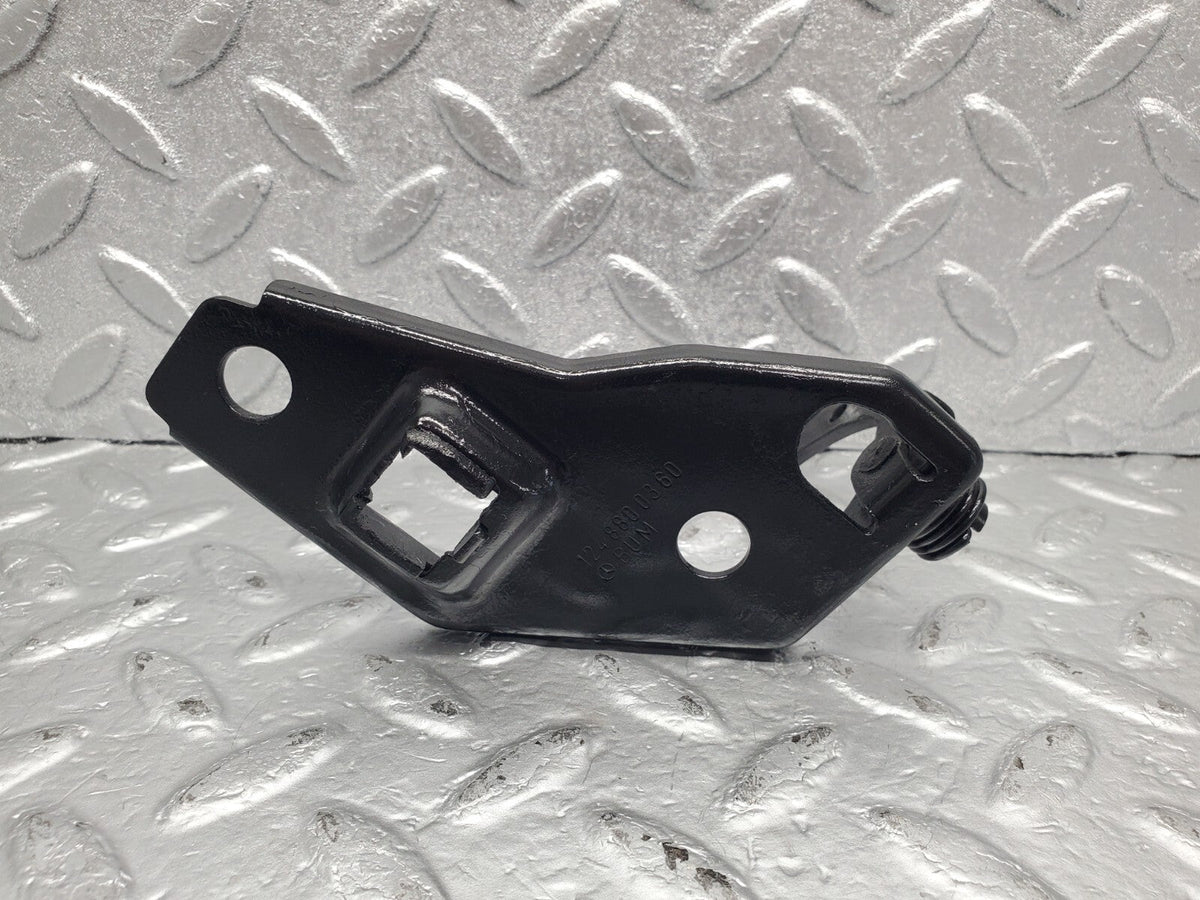 48736 Mercedes-Benz W124 Bonnet Release Latch A1248800360