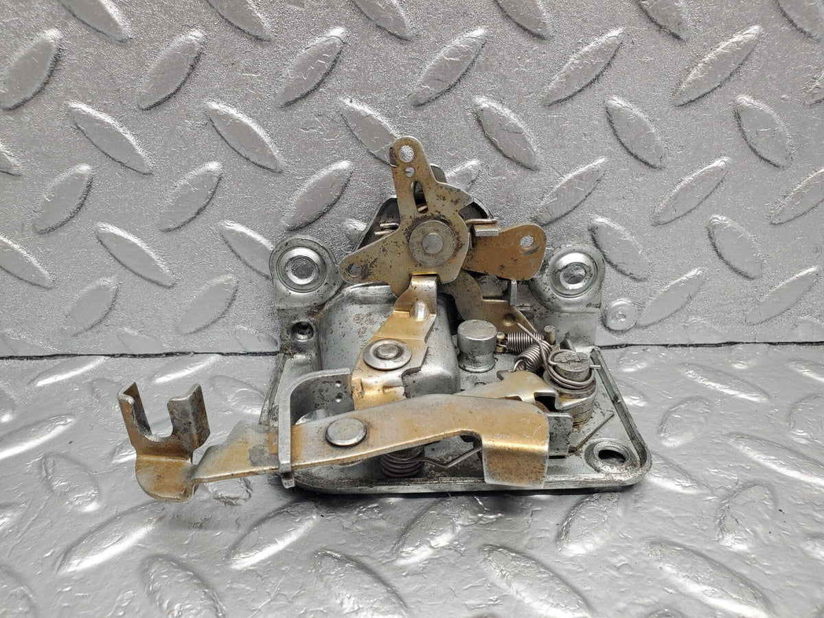 48229 Mercedes-Benz C107 R107 Right Door Lock Mechanism