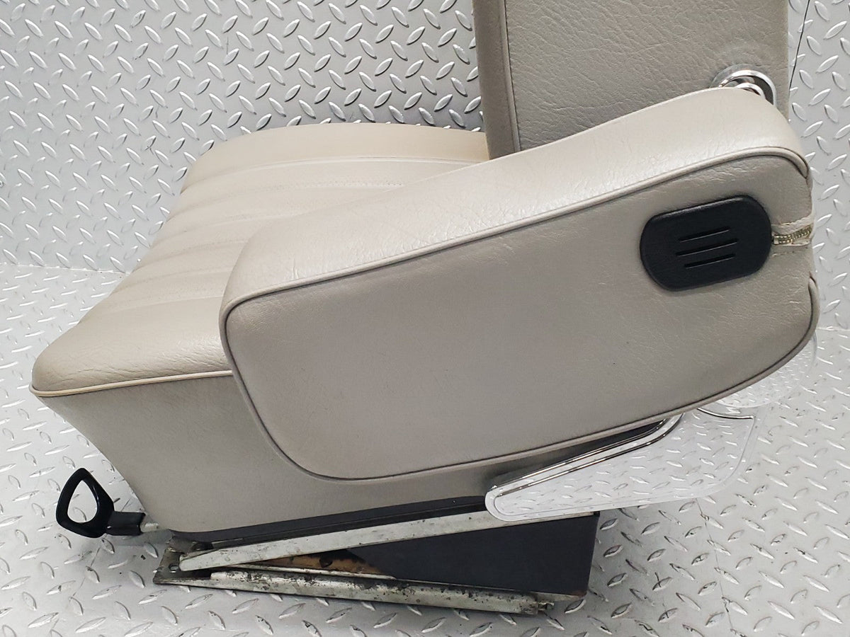 50802 Mercedes-Benz W108 280SE 3.5 Front Right Driver Seat
