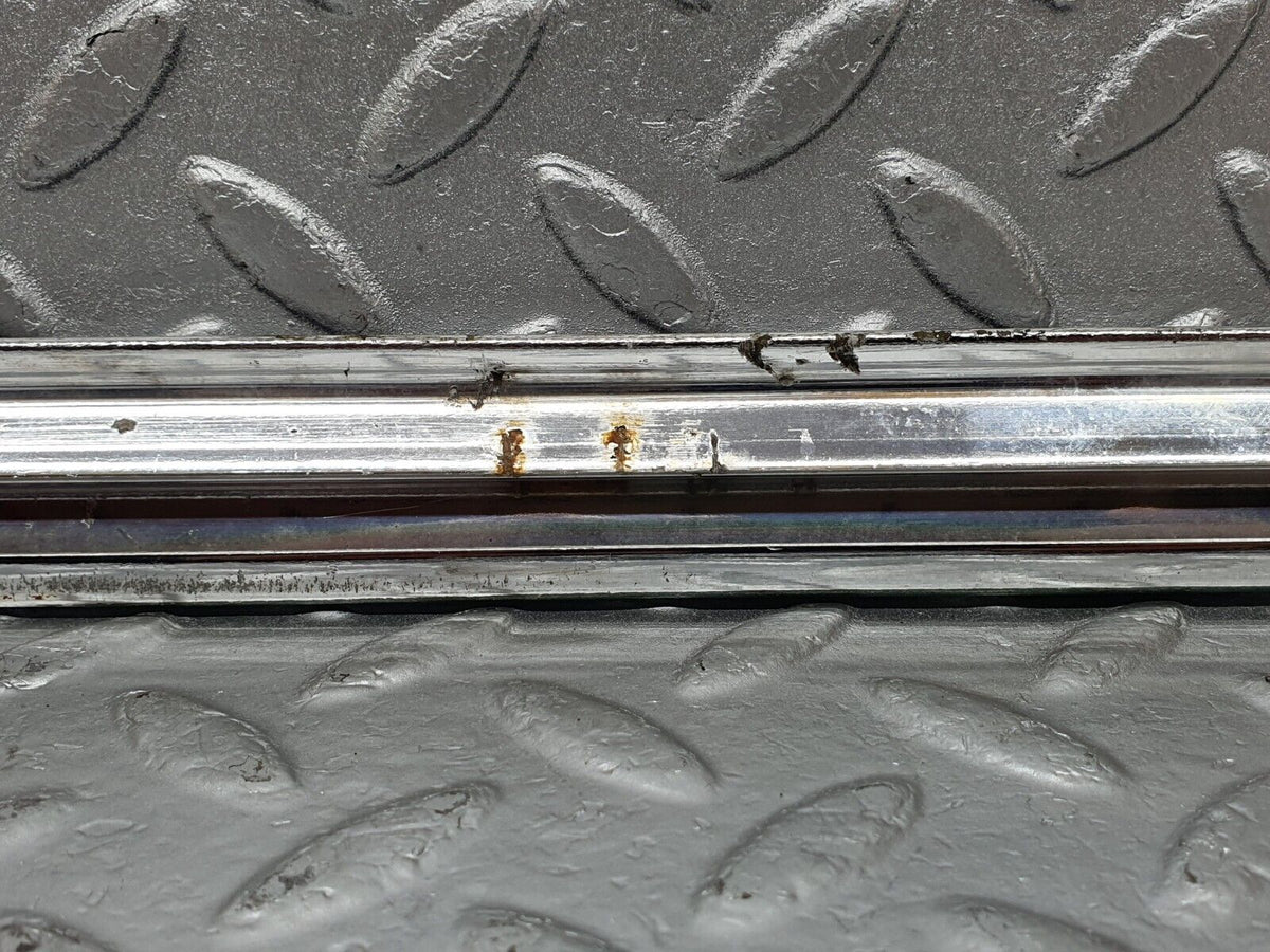 43463 Mercedes-Benz W108 280SE Front Left Door Window Chrome Trim