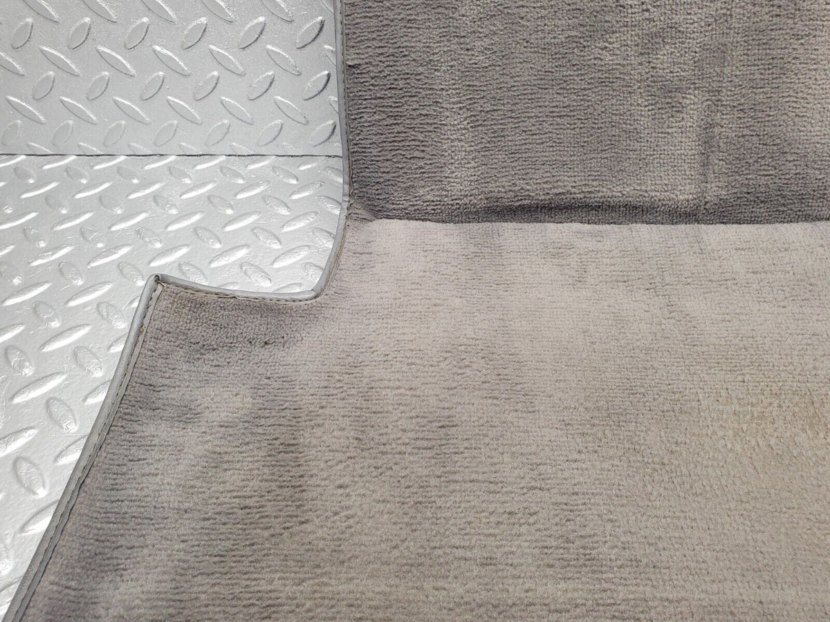47632 Mercedes-Benz C126 500SEC Coupe Front Right Floor Carpet Mat Grey A1266846229