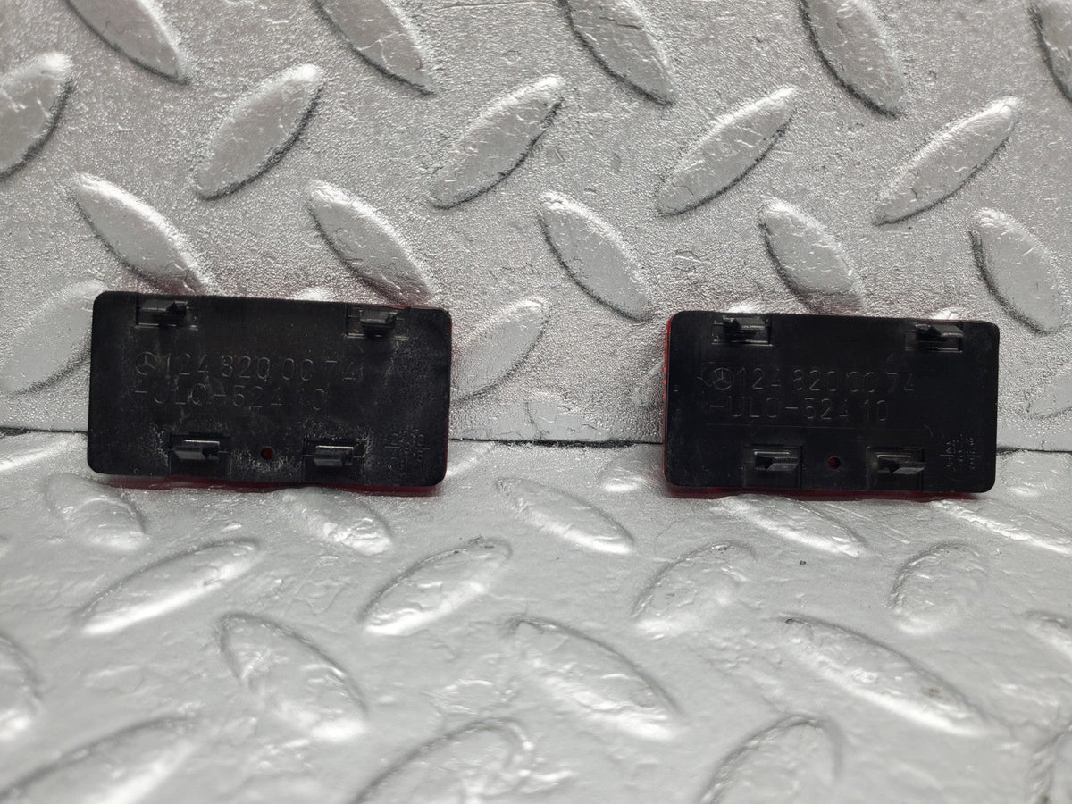 49177 Mercedes-Benz A124 320E Cabriolet Door Reflector Pair A1248200074