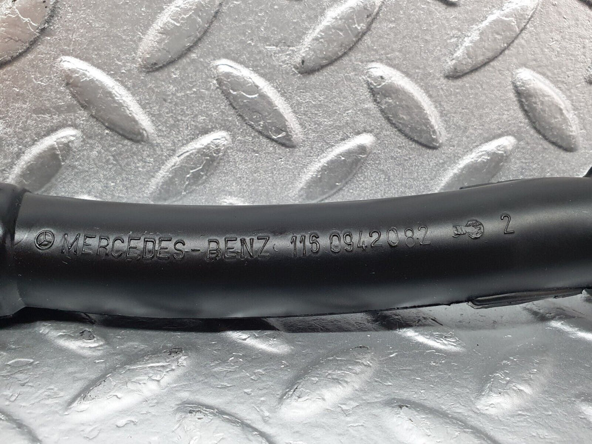43667 Mercedes-Benz C126 380SEC Coupe Air Intake Hose Pipe A1160942082