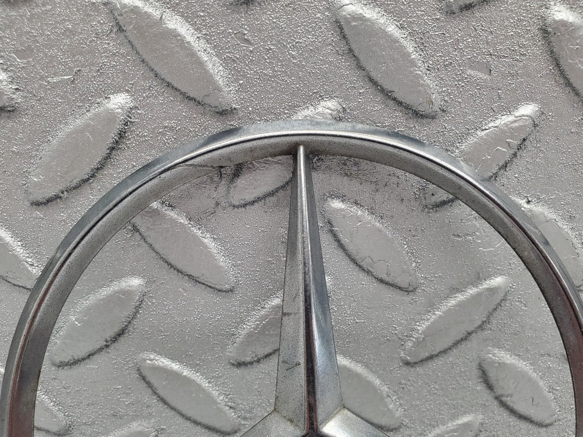 49636 Mercedes-Benz W123 W126 Trunk Boot Lid Emblem A1267580058